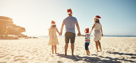 preview image - Clever ways to avoid overspending this holiday season